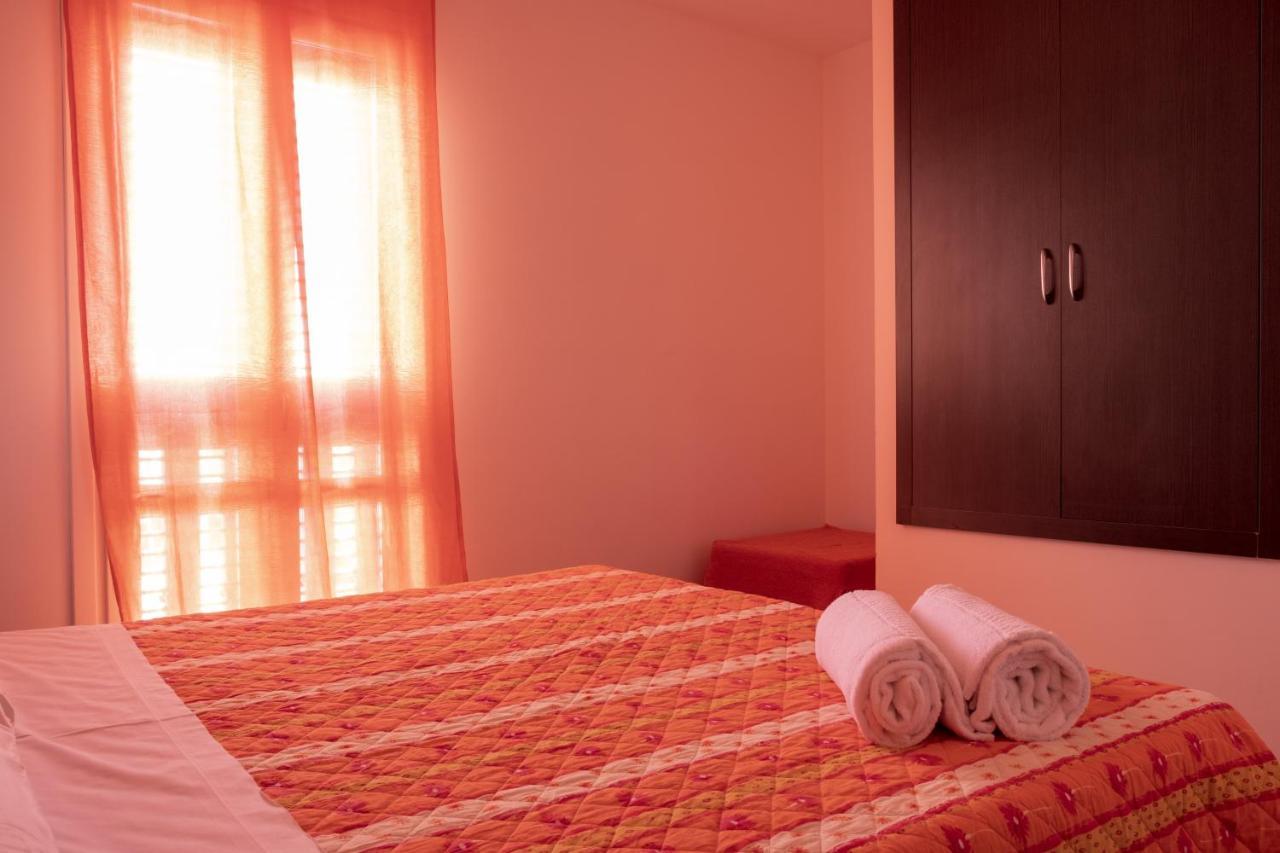Orsola Apartments Favignana Bagian luar foto