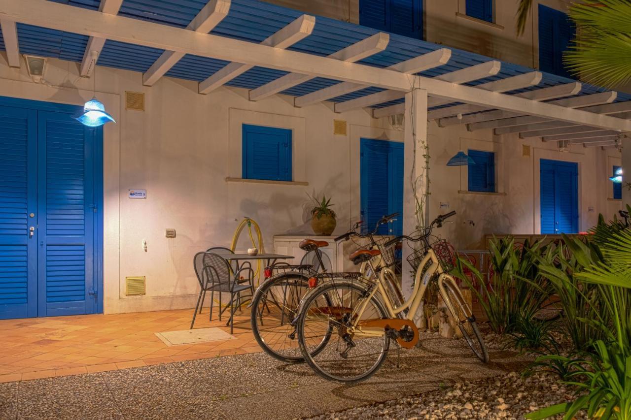 Orsola Apartments Favignana Bagian luar foto