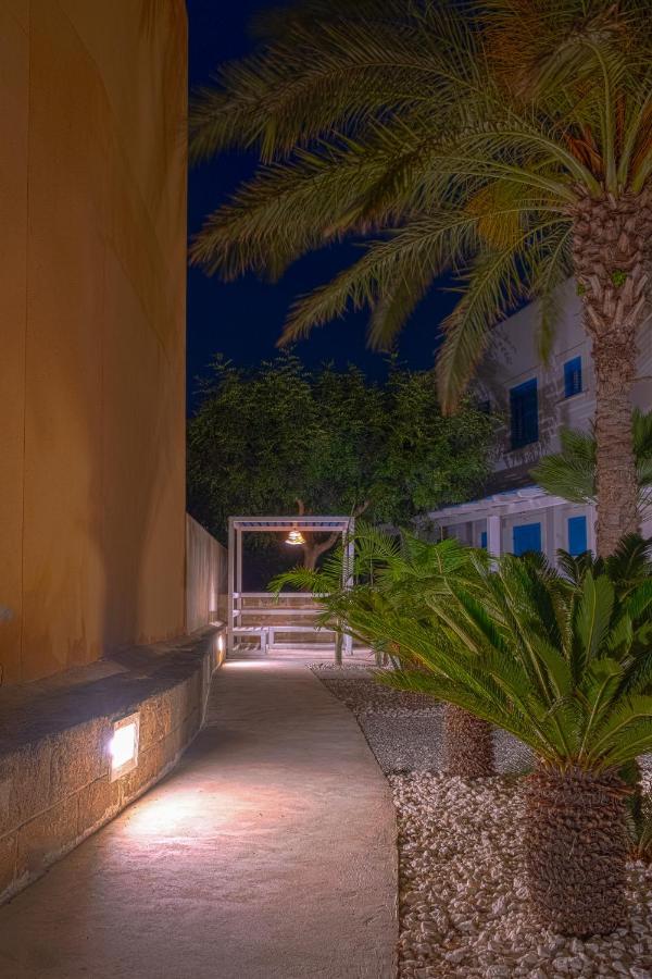 Orsola Apartments Favignana Bagian luar foto