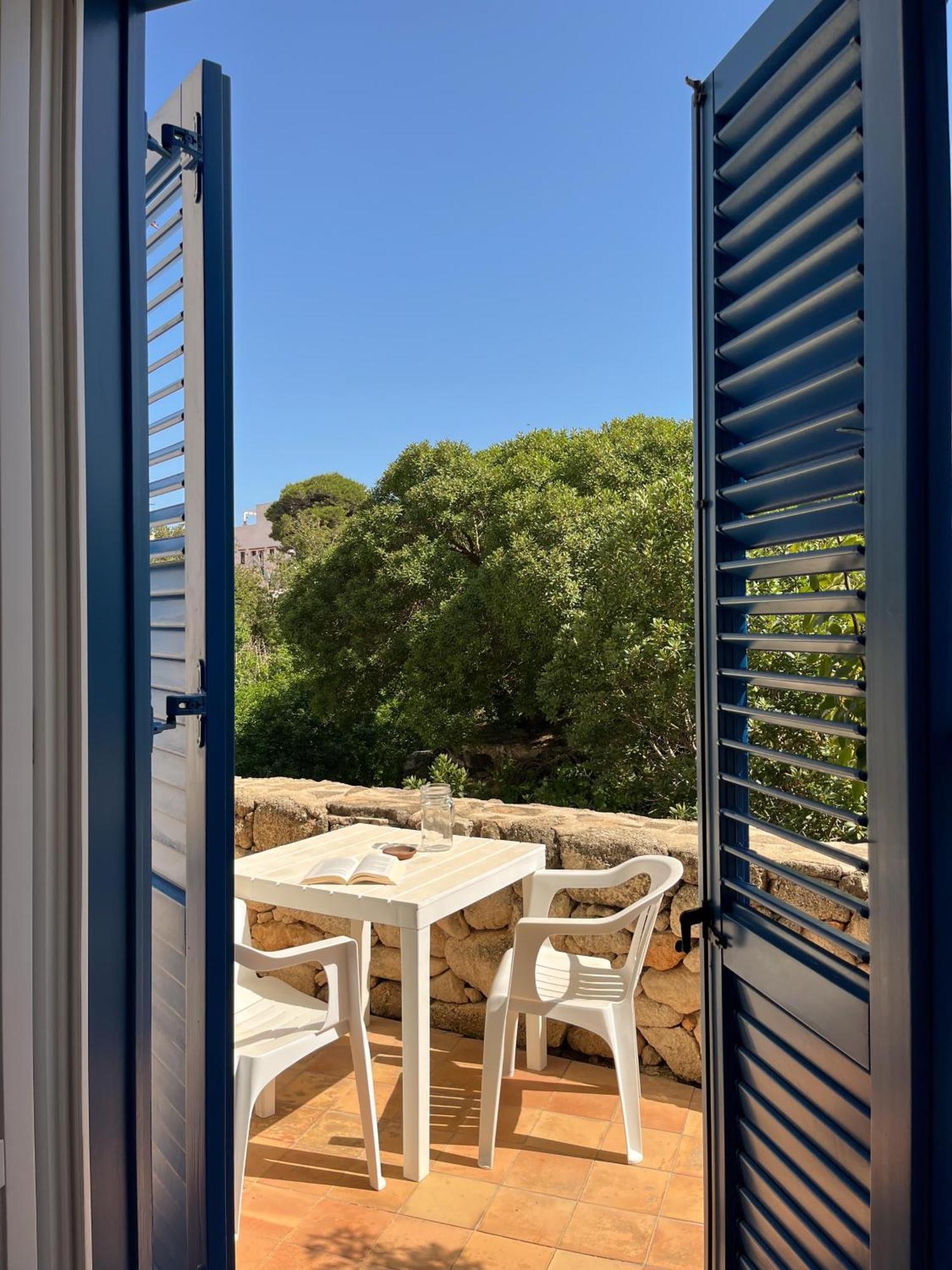 Orsola Apartments Favignana Ruang foto