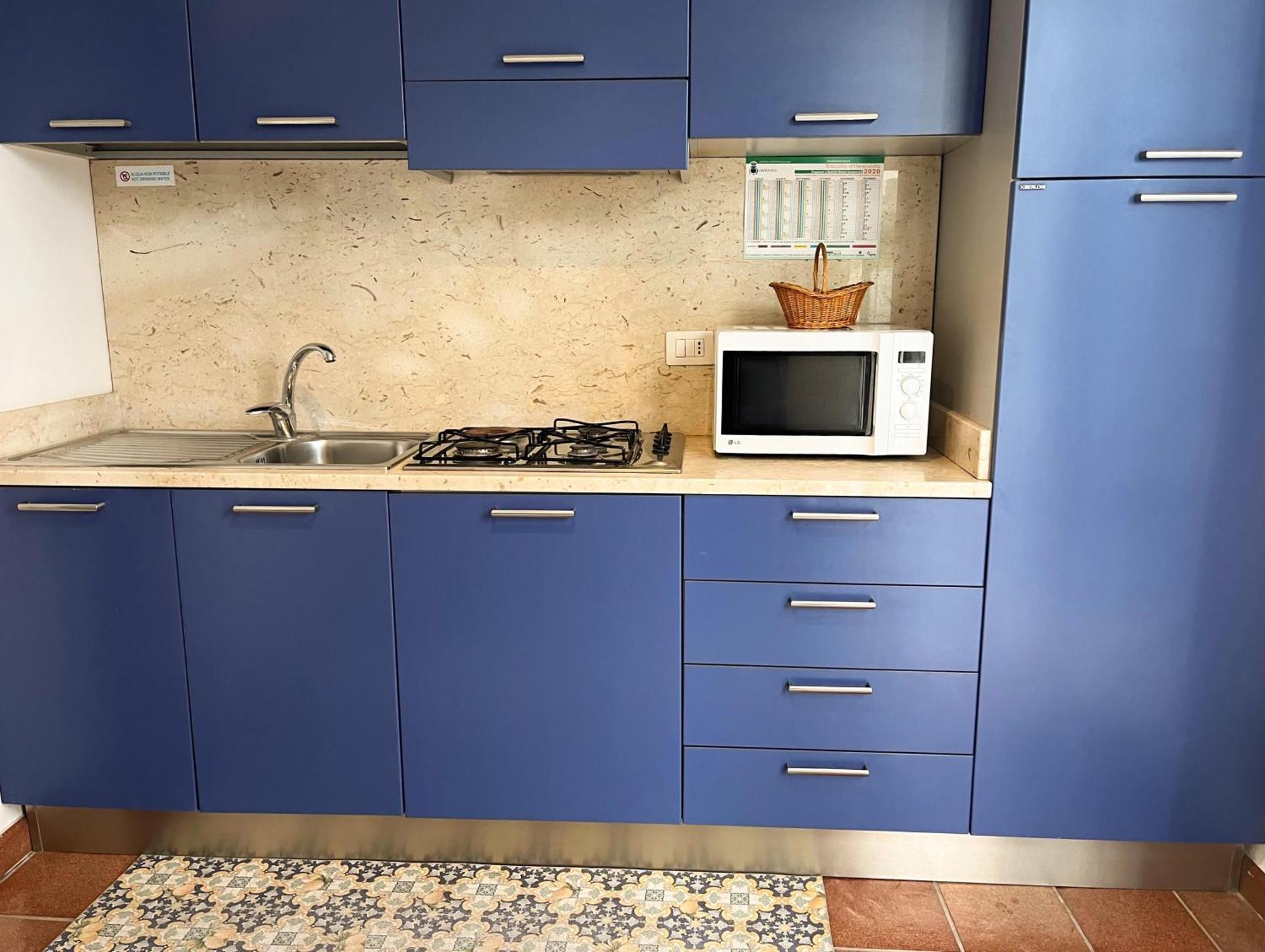 Orsola Apartments Favignana Ruang foto